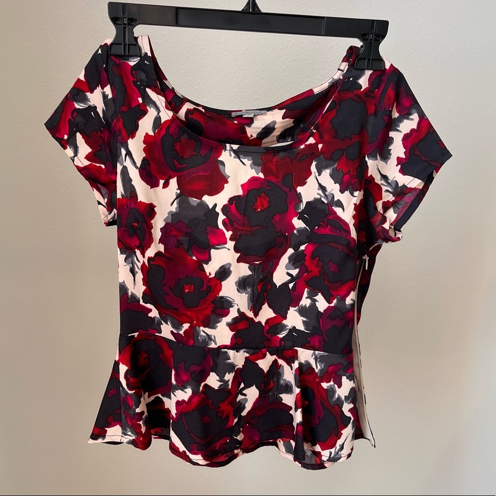 Charlotte Russe floral peplum zipper blouse top